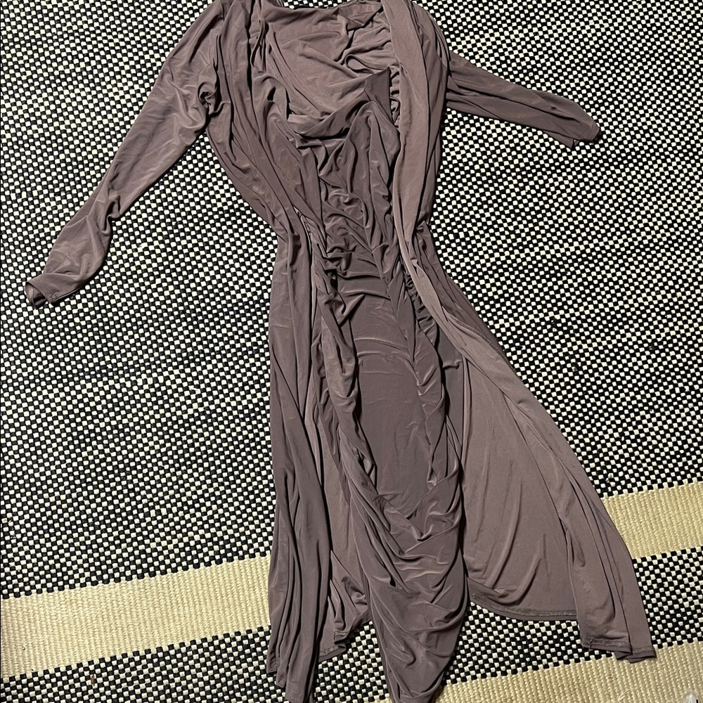 Boohoo Mauve Maxi Dress set with robe